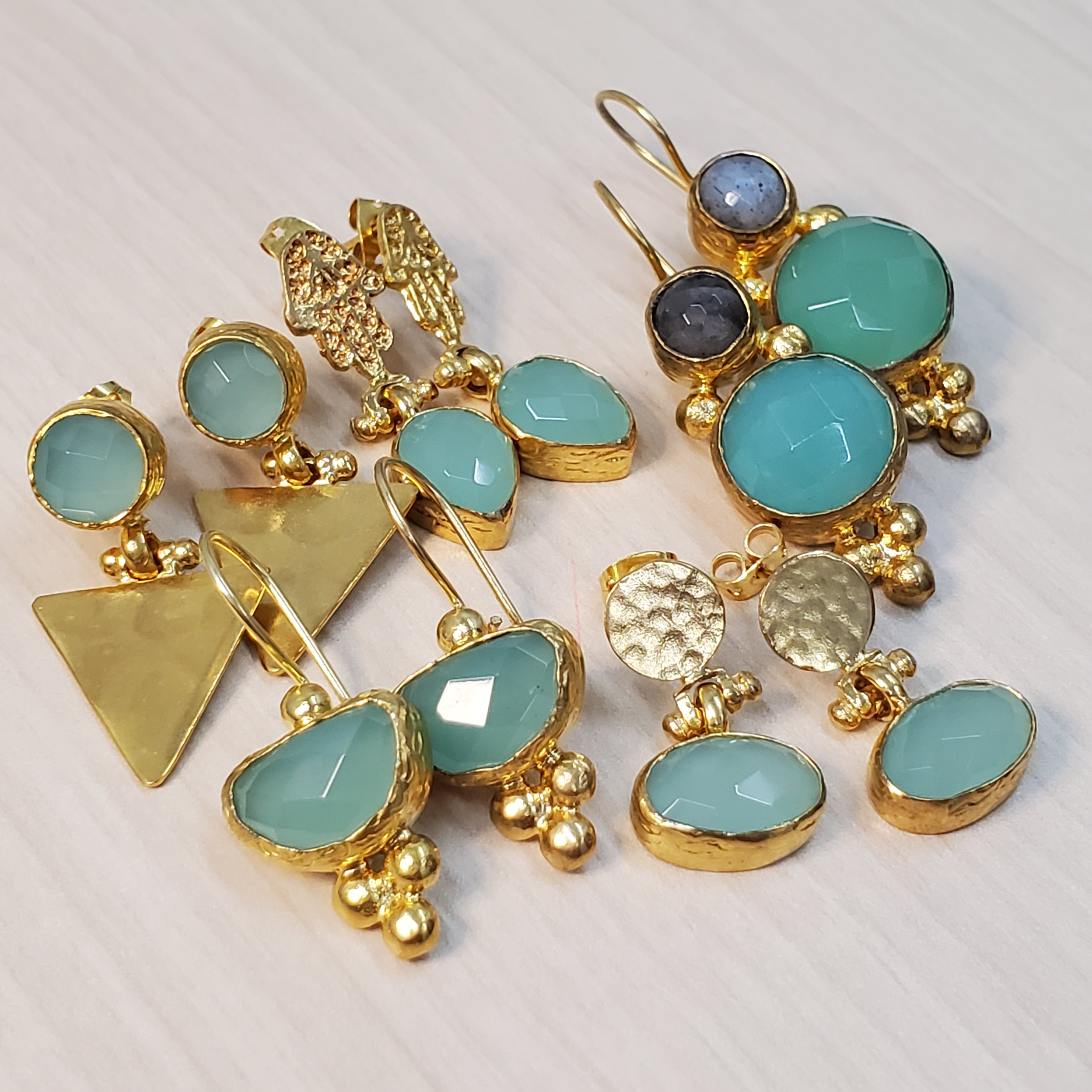 トルコ】ハンドメイド アクアカルセドニーピアス コレクション | エク 
